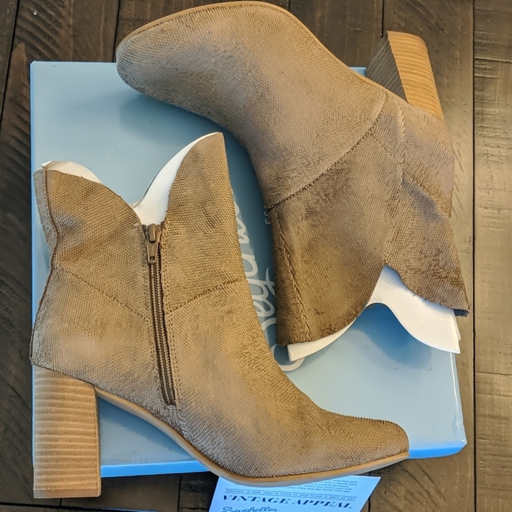 Seychelles Ankle Booties Prop Taupe 8